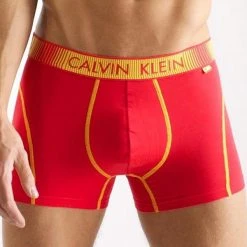Calvin Klein 6438425 Limited Edition Countries Trunk