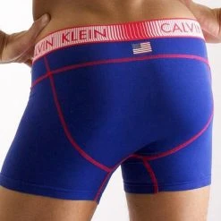 Calvin Klein 6438425 Limited Edition Countries Trunk