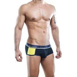Mensuas MNH024 Brief