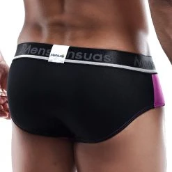 Mensuas MNH027 Brief